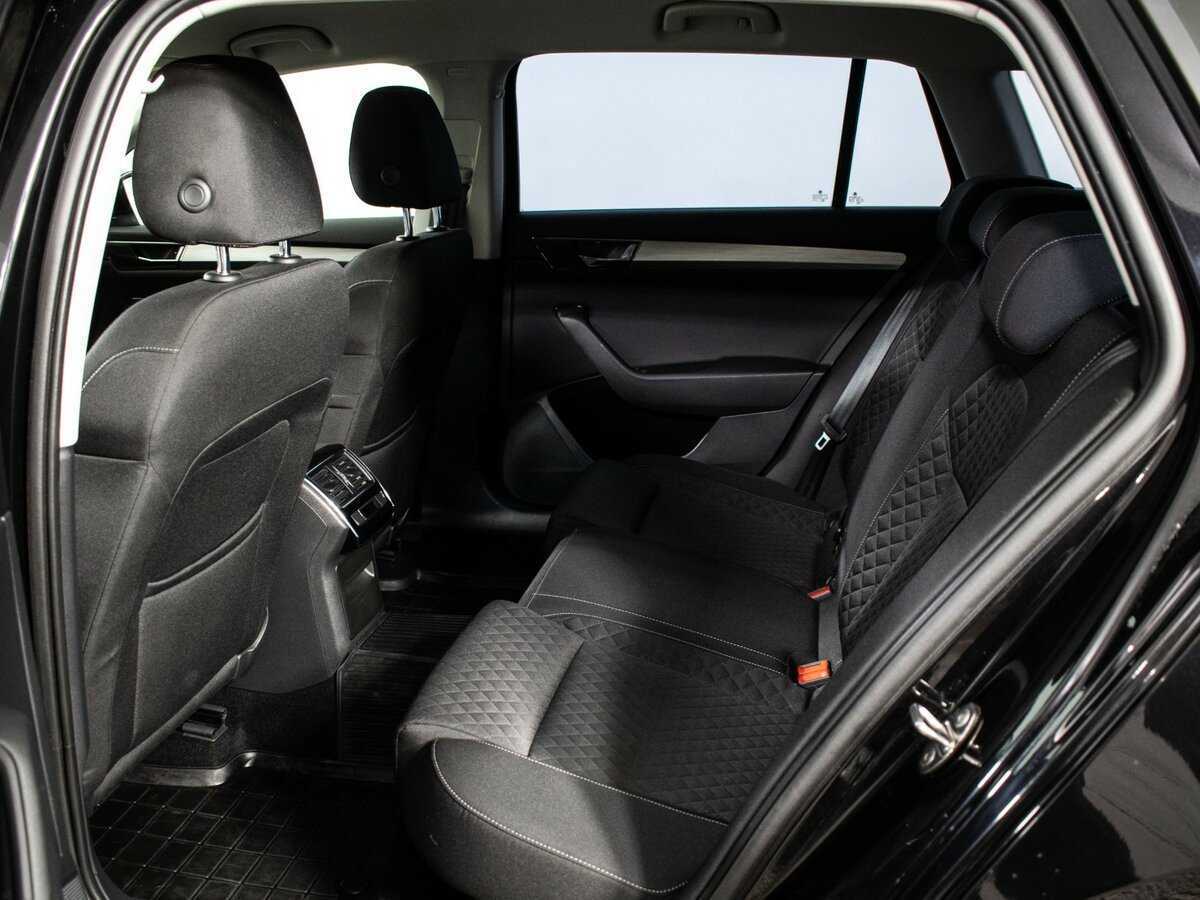 Skoda Superb 2020 года с пробегом. Фото: #9