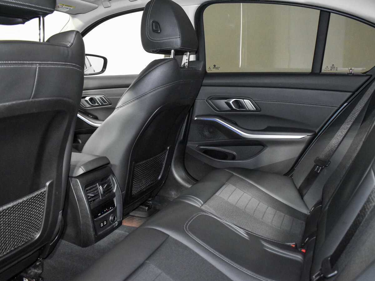 BMW 3 серии 2020 года с пробегом. Фото: #10