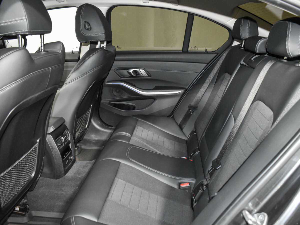 BMW 3 серии 2020 года с пробегом. Фото: #11