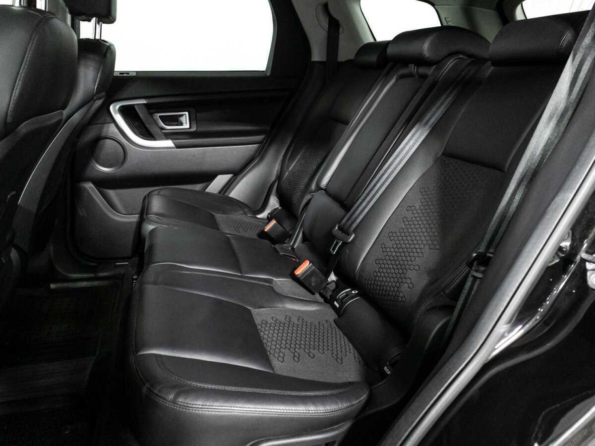 Land Rover Discovery Sport 2017 года с пробегом. Фото: #9
