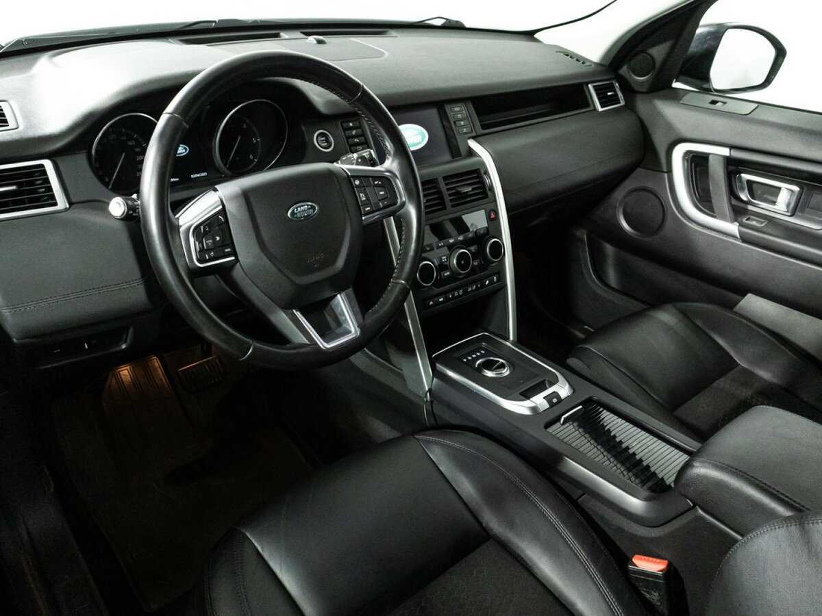 Land Rover Discovery Sport 2017 года с пробегом. Фото: #10