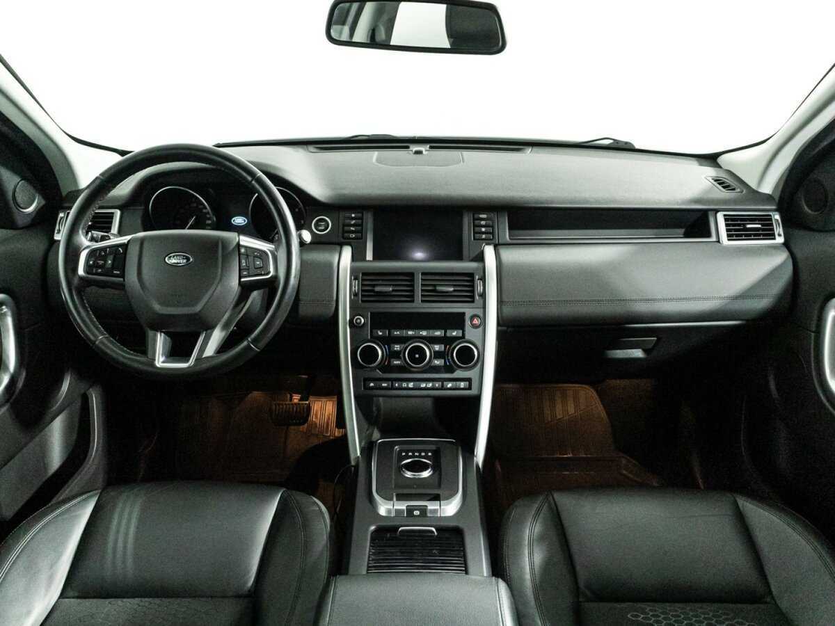 Land Rover Discovery Sport 2017 года с пробегом. Фото: #12