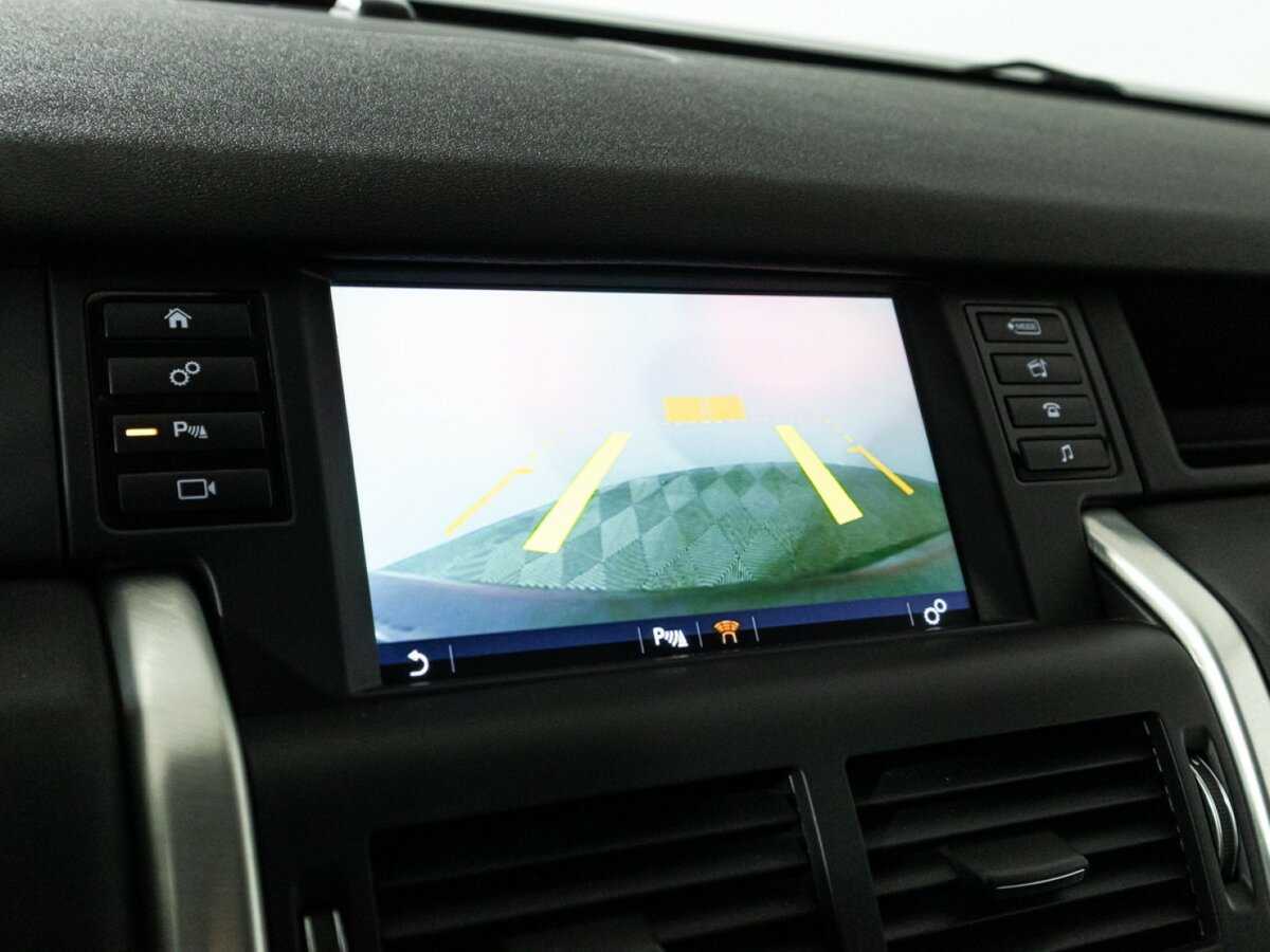 Land Rover Discovery Sport 2017 года с пробегом. Фото: #17