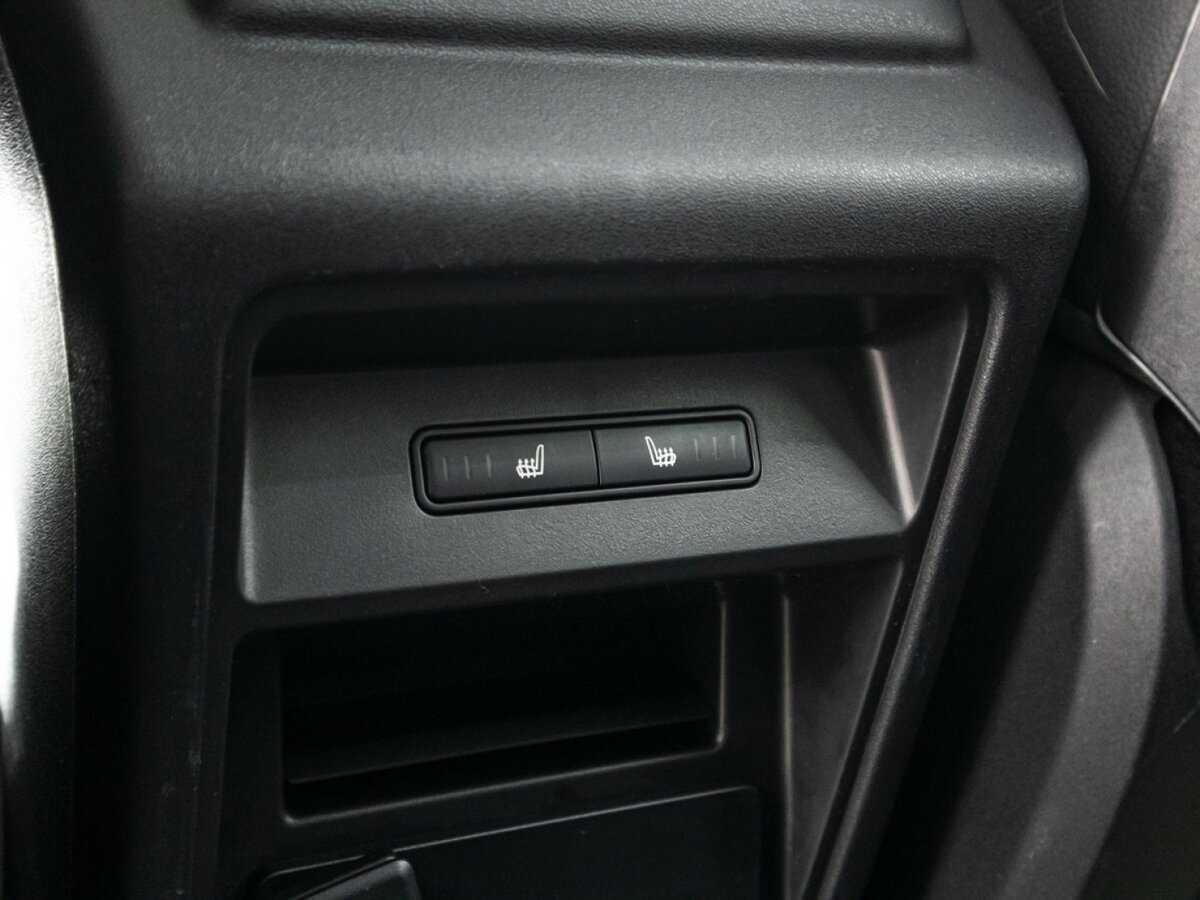 Land Rover Discovery Sport 2017 года с пробегом. Фото: #22