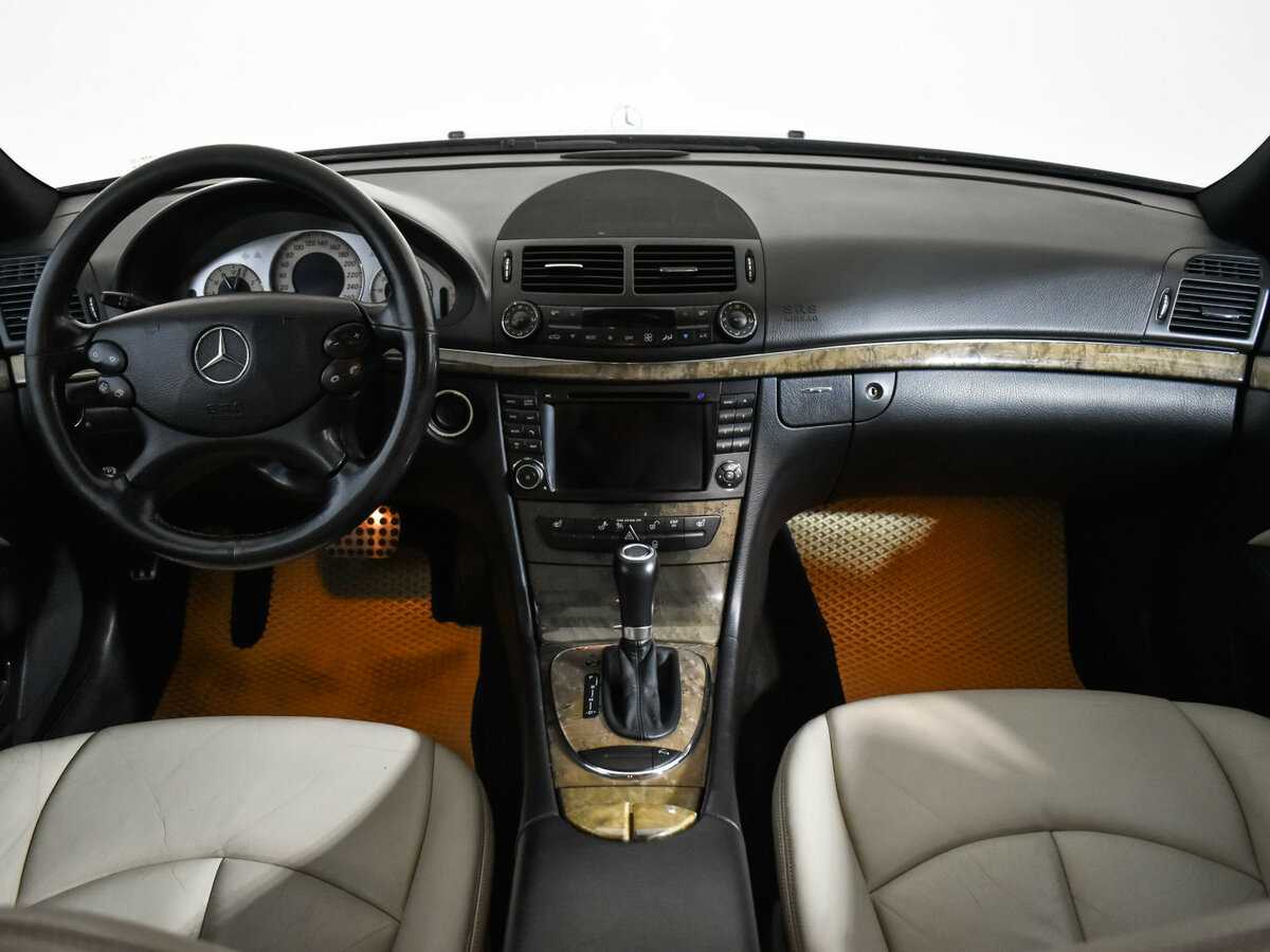 Mercedes-Benz E-Класс 2008 года с пробегом. Фото: #11