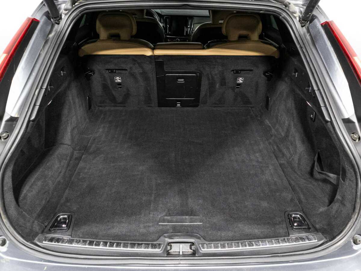 Volvo V90 Cross Country 2019 года с пробегом. Фото: #14