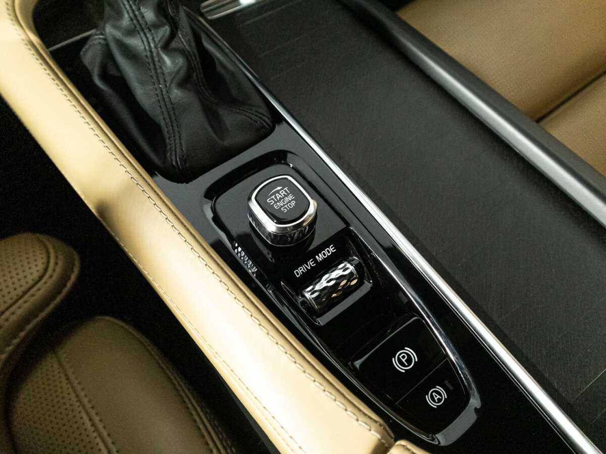Volvo V90 Cross Country 2019 года с пробегом. Фото: #19