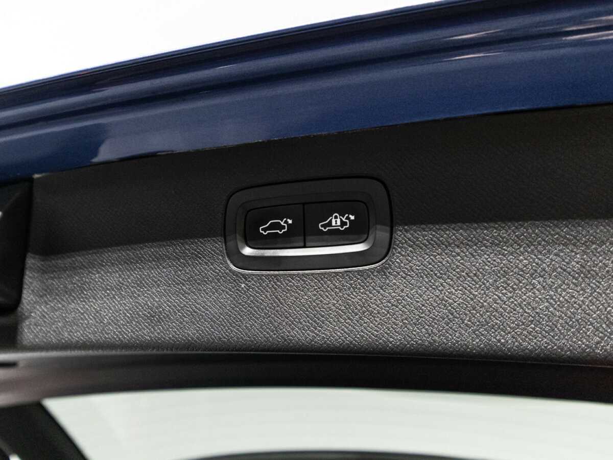 Volvo XC90 2019 года с пробегом. Фото: #15