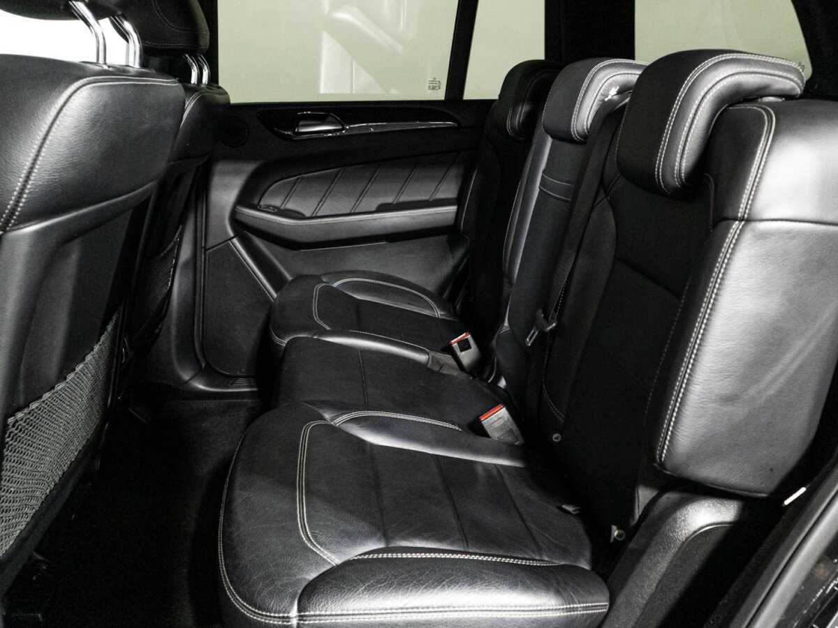 Mercedes-Benz GL-Класс 2015 года с пробегом. Фото: #9