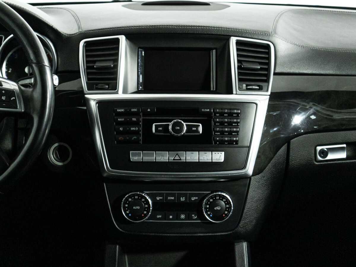 Mercedes-Benz GL-Класс 2015 года с пробегом. Фото: #13