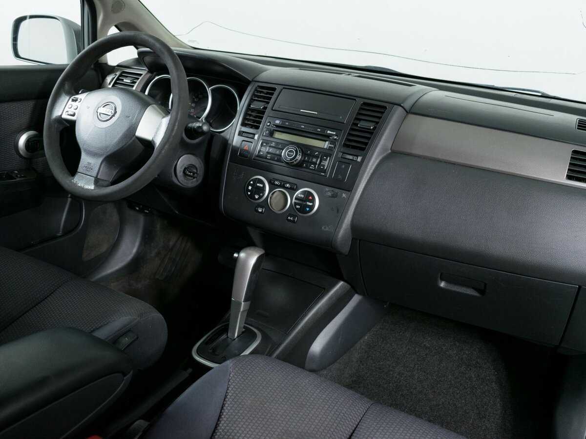 Nissan Tiida 2008 года с пробегом. Фото: #7