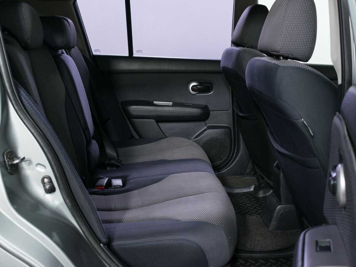 Nissan Tiida 2008 года с пробегом. Фото: #9