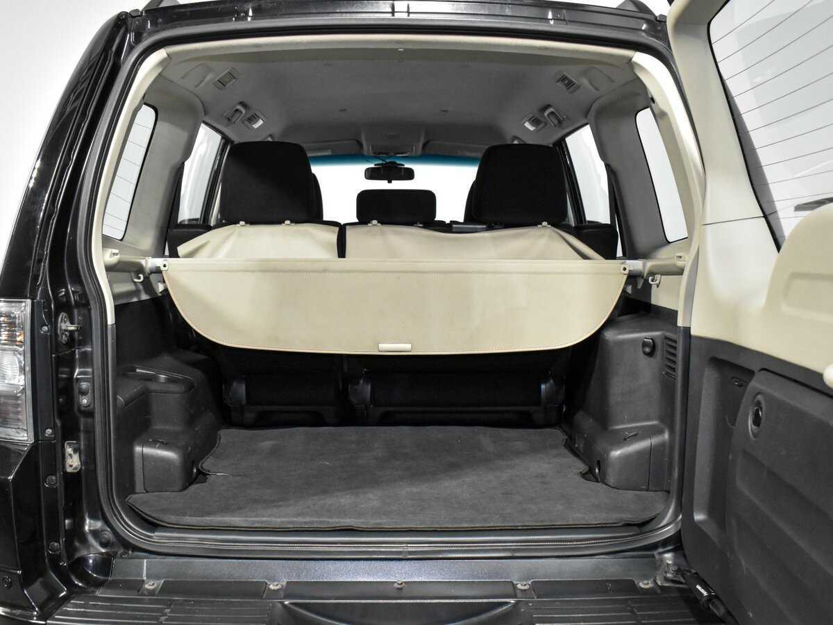 Mitsubishi Pajero 2013 года с пробегом. Фото: #16