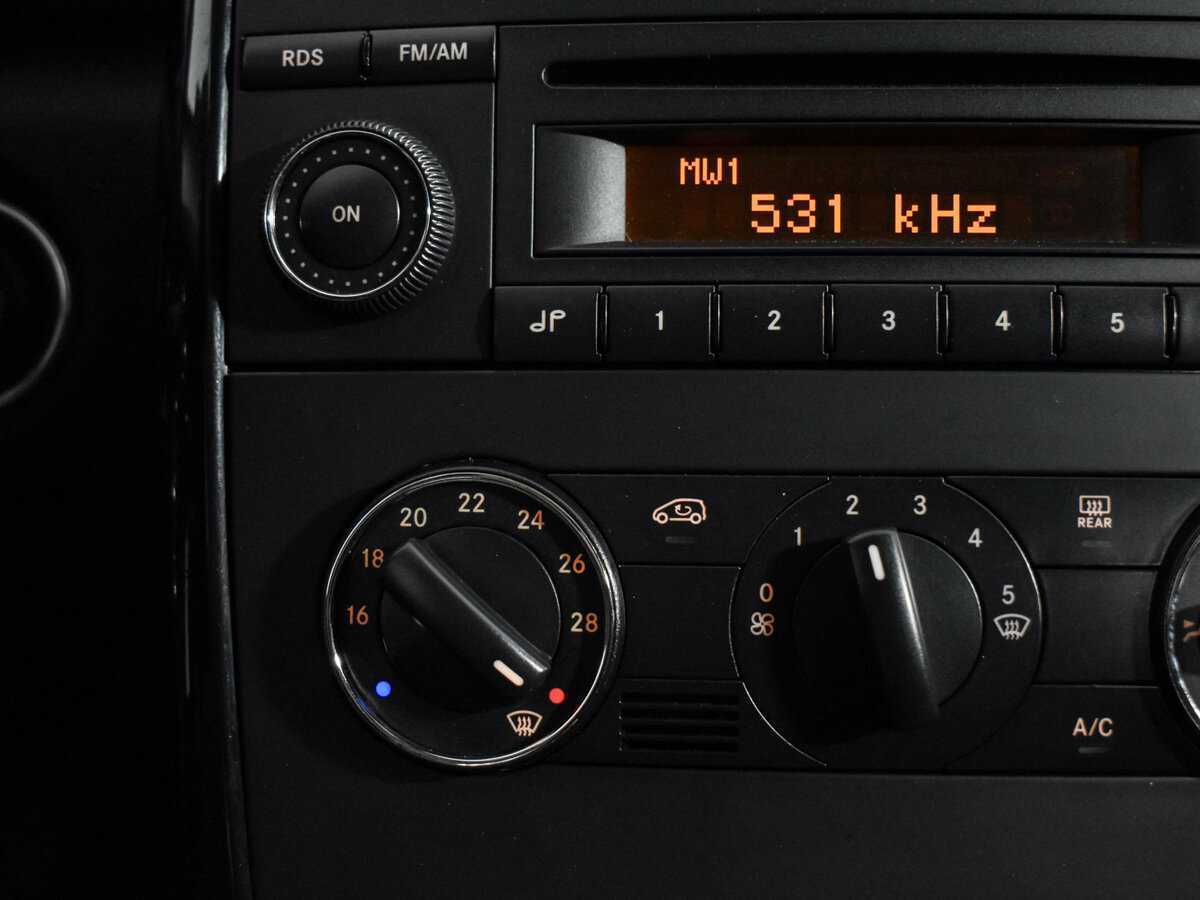 Mercedes-Benz A-Класс 2012 года с пробегом. Фото: #14