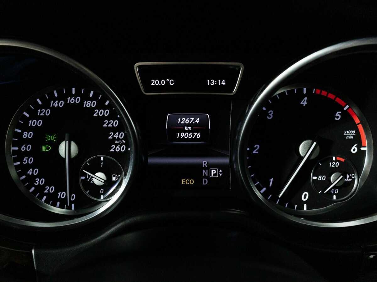 Mercedes-Benz GL-Класс 2013 года с пробегом. Фото: #9