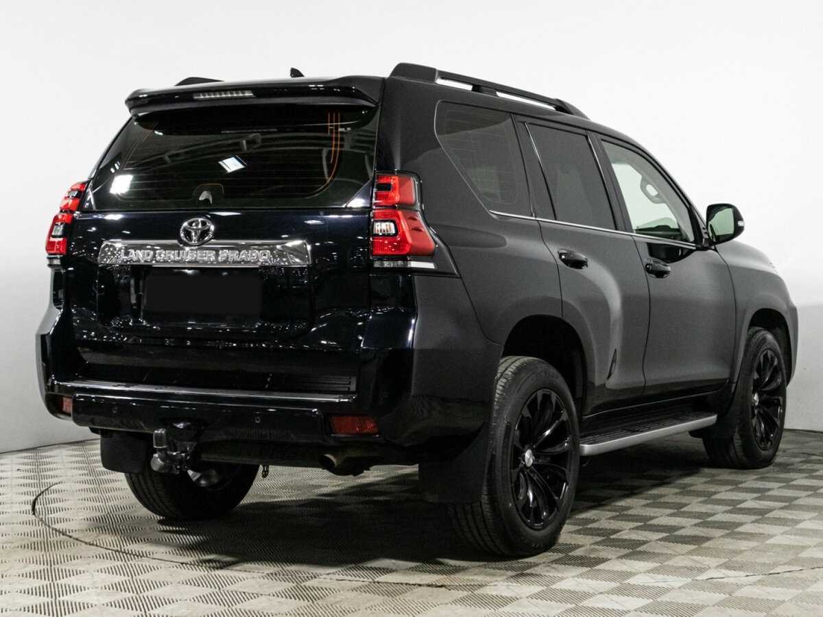 Toyota Land Cruiser Prado 2017 года с пробегом. Фото: #3