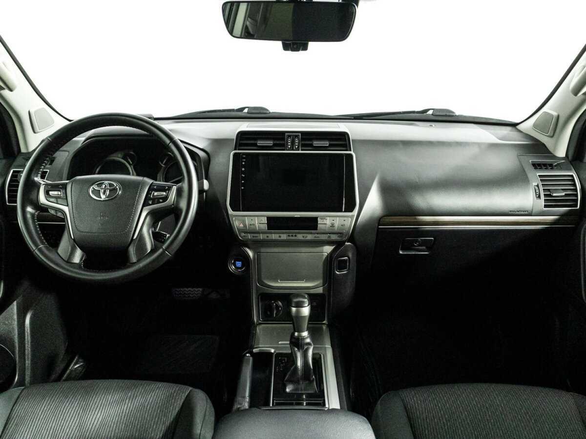Toyota Land Cruiser Prado 2017 года с пробегом. Фото: #10