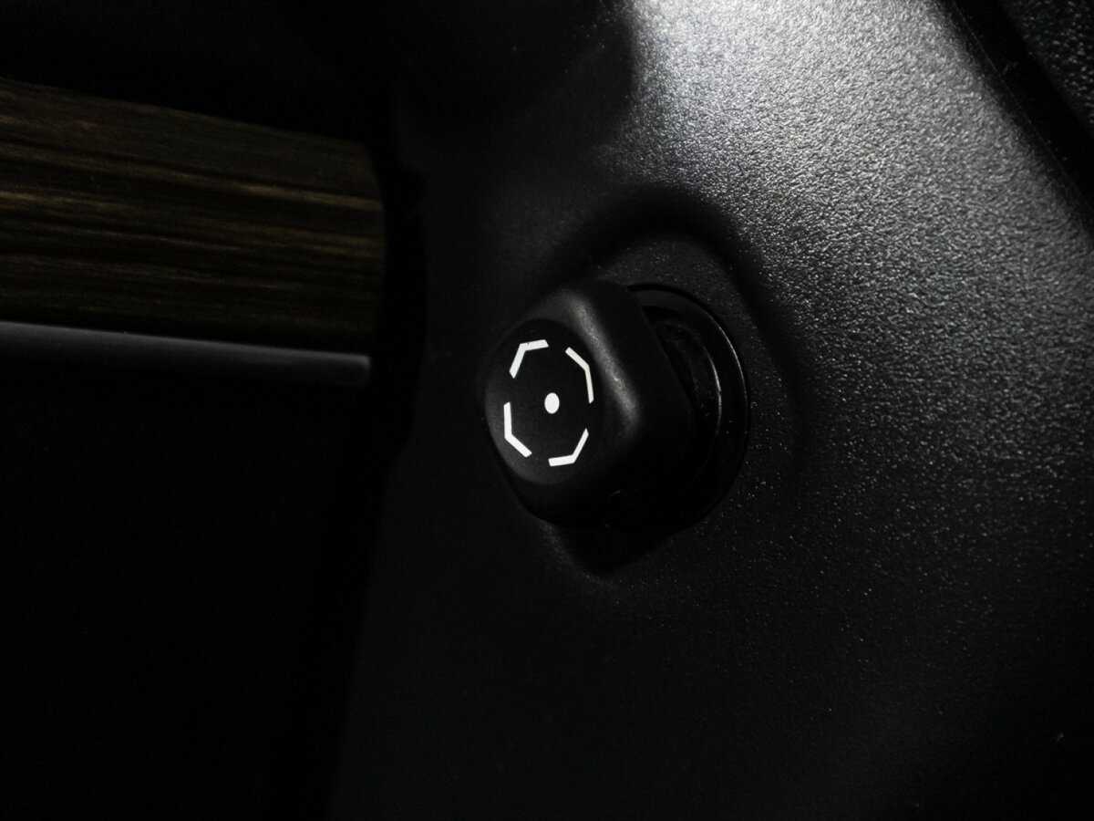 Toyota Land Cruiser Prado 2017 года с пробегом. Фото: #14