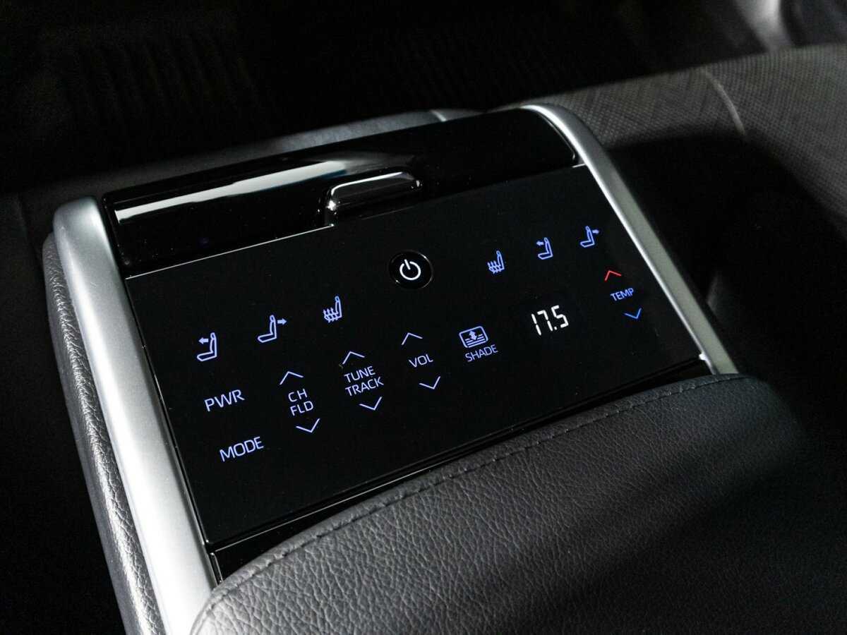 Toyota Camry 2021 года с пробегом. Фото: #15