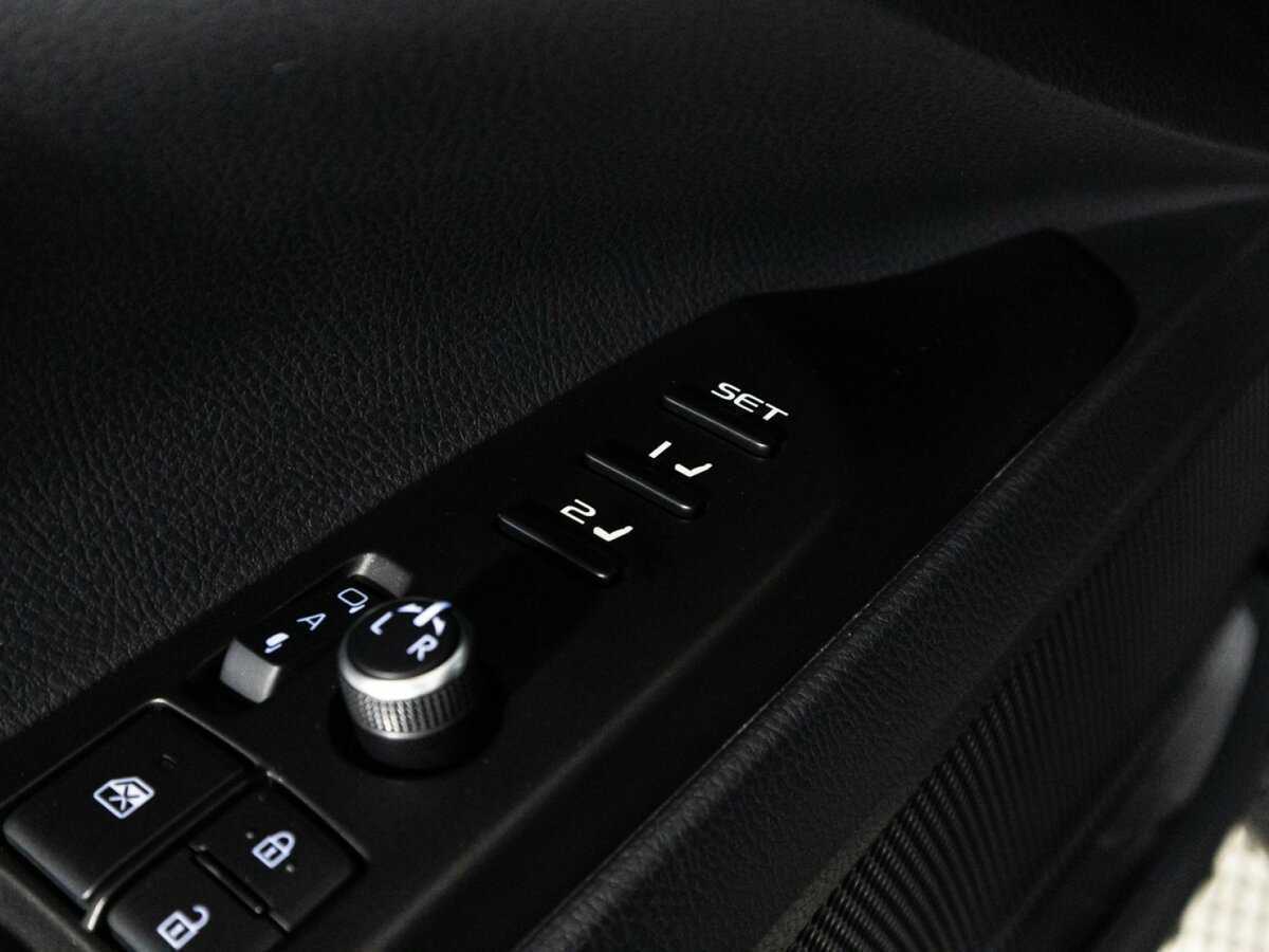 Toyota Camry 2021 года с пробегом. Фото: #18