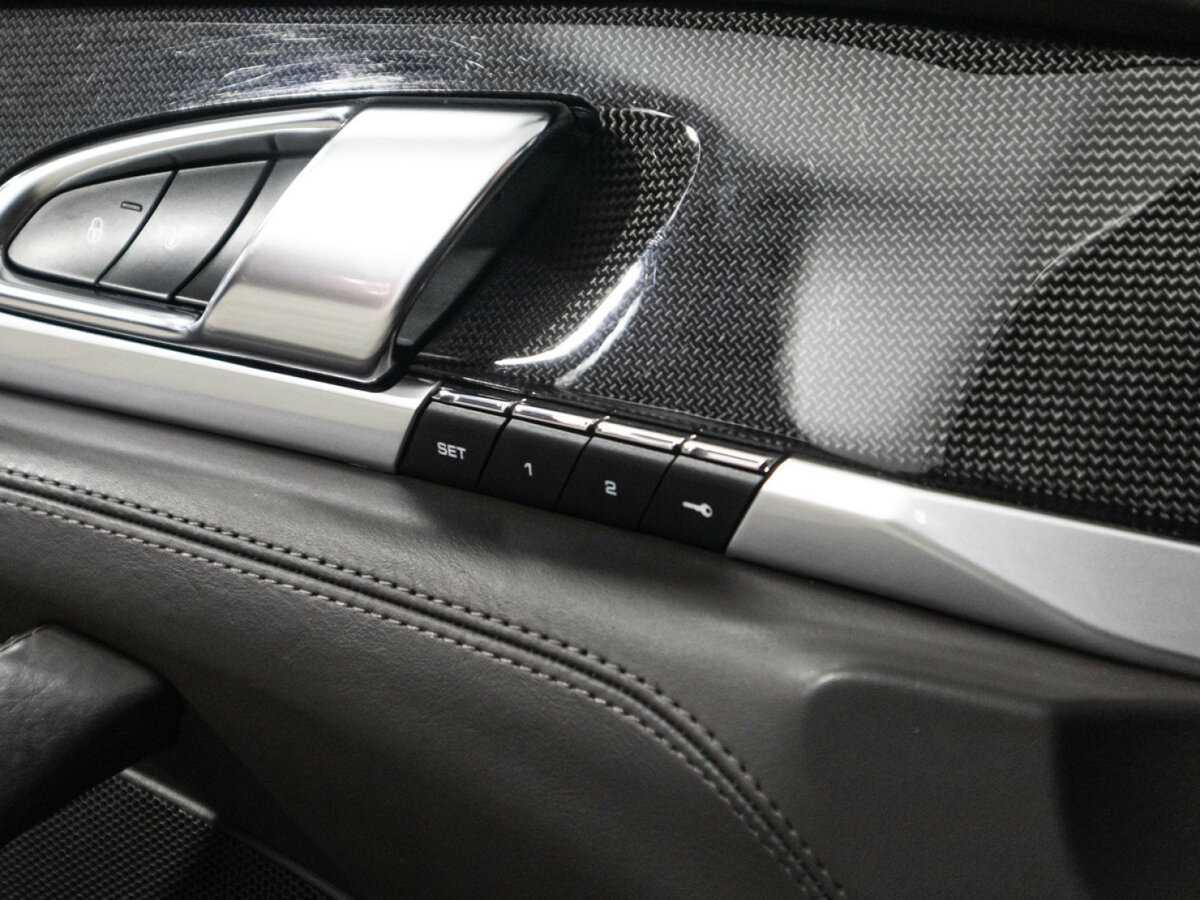 Porsche Panamera 2016 года с пробегом. Фото: #22