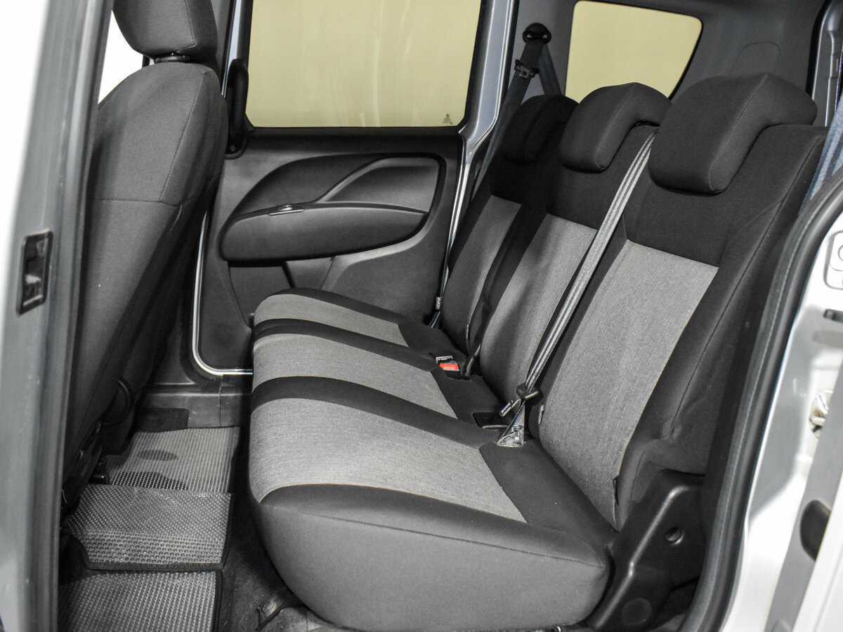 Fiat Doblo 2019 года с пробегом. Фото: #9