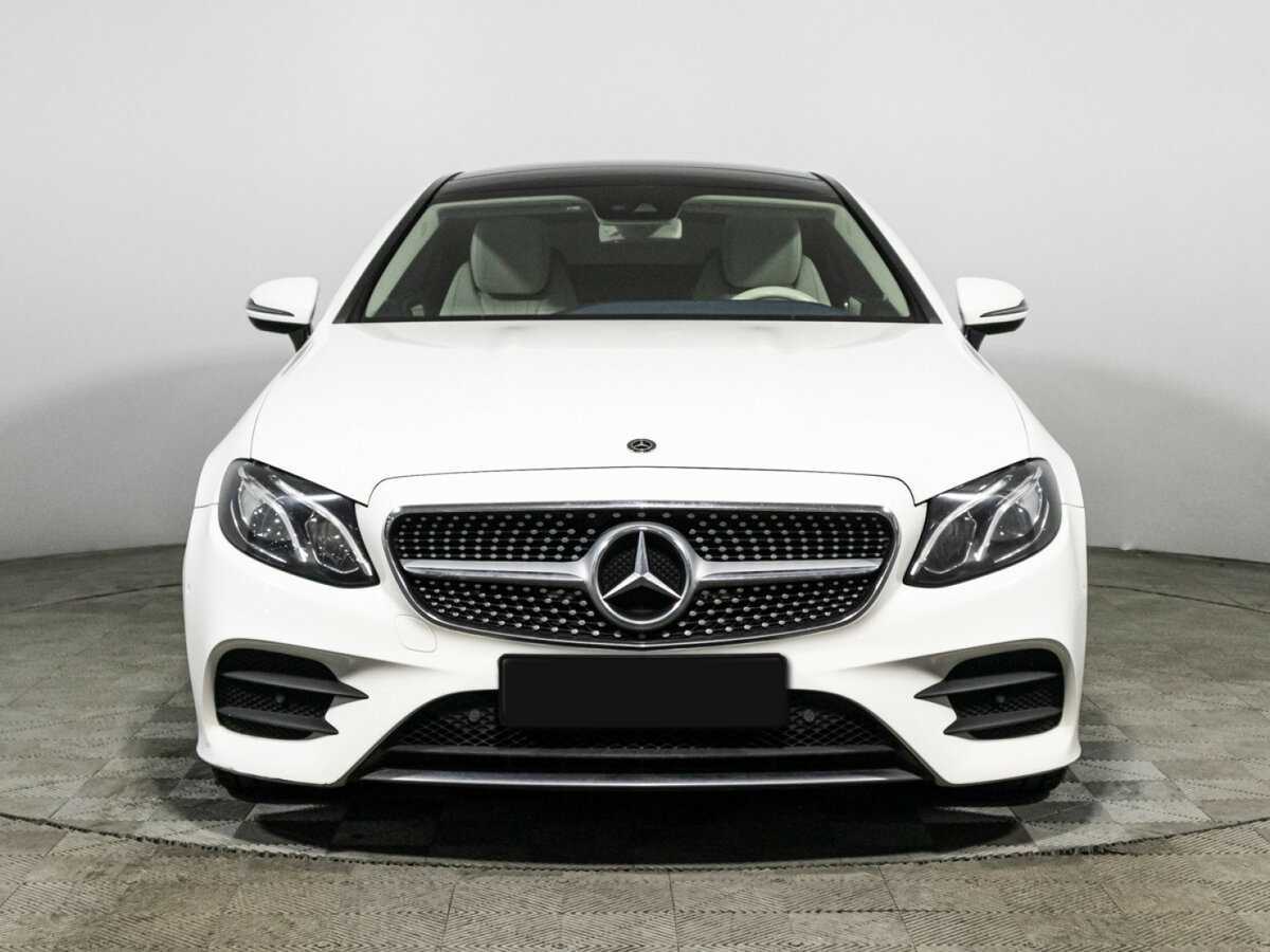 Mercedes-Benz E-Класс 2019 года с пробегом. Фото: #1