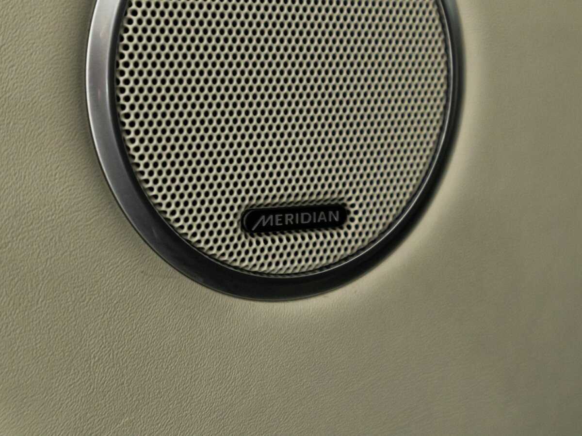 Land Rover Range Rover 2015 года с пробегом. Фото: #16