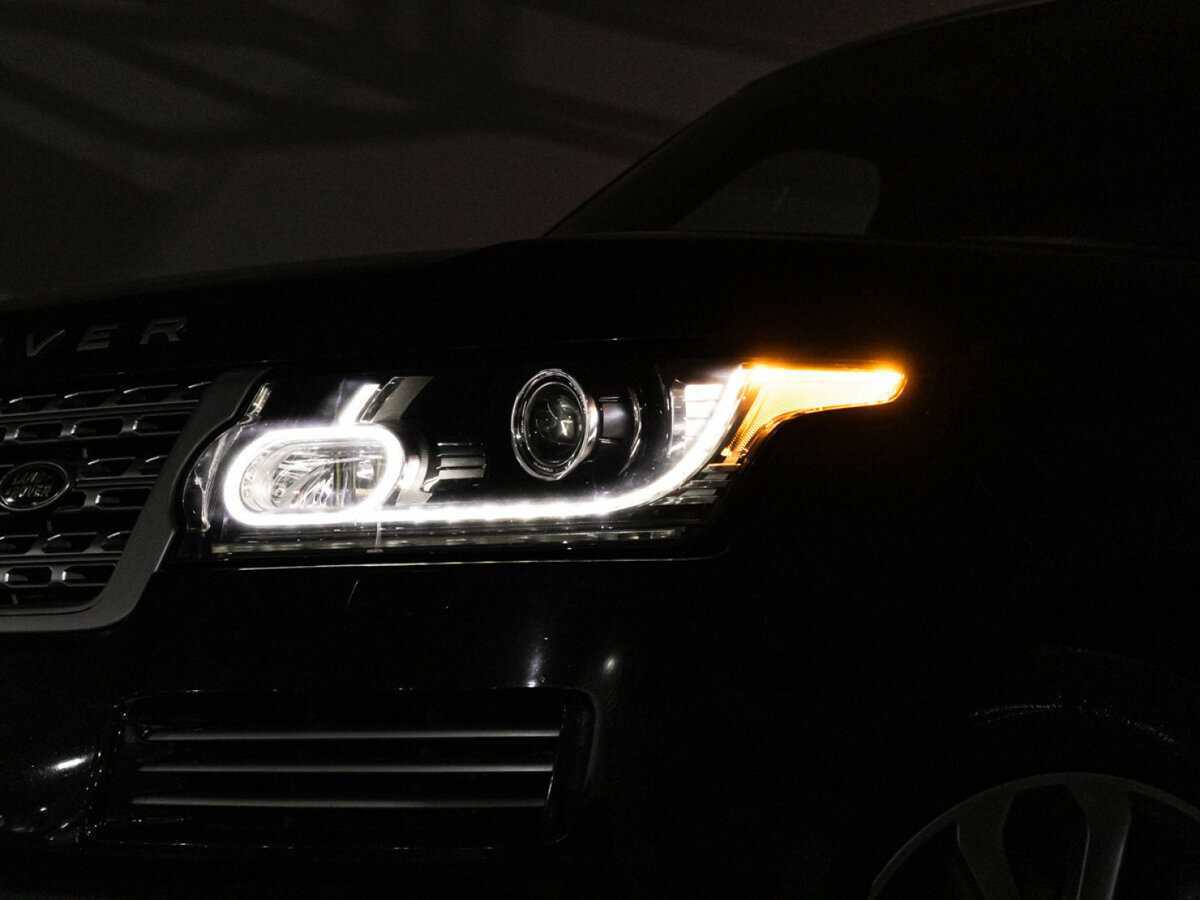 Land Rover Range Rover 2015 года с пробегом. Фото: #28