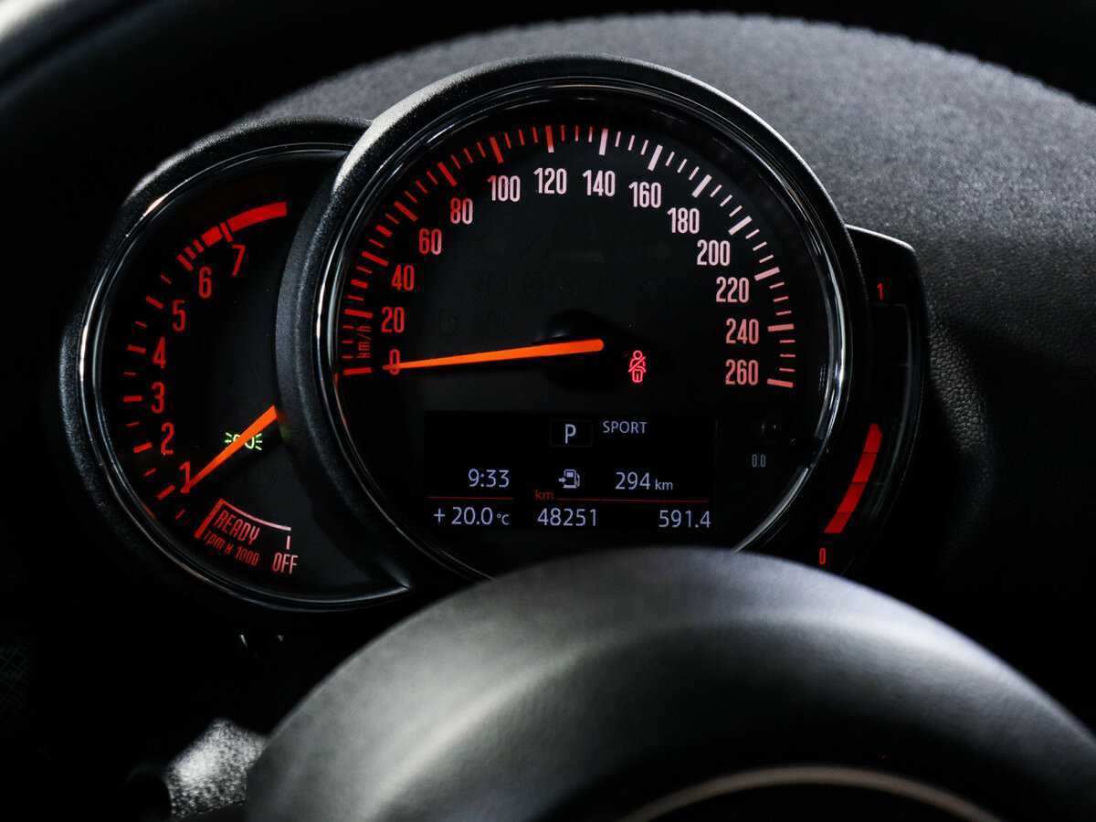 Mini Clubman 2020 года с пробегом. Фото: #7