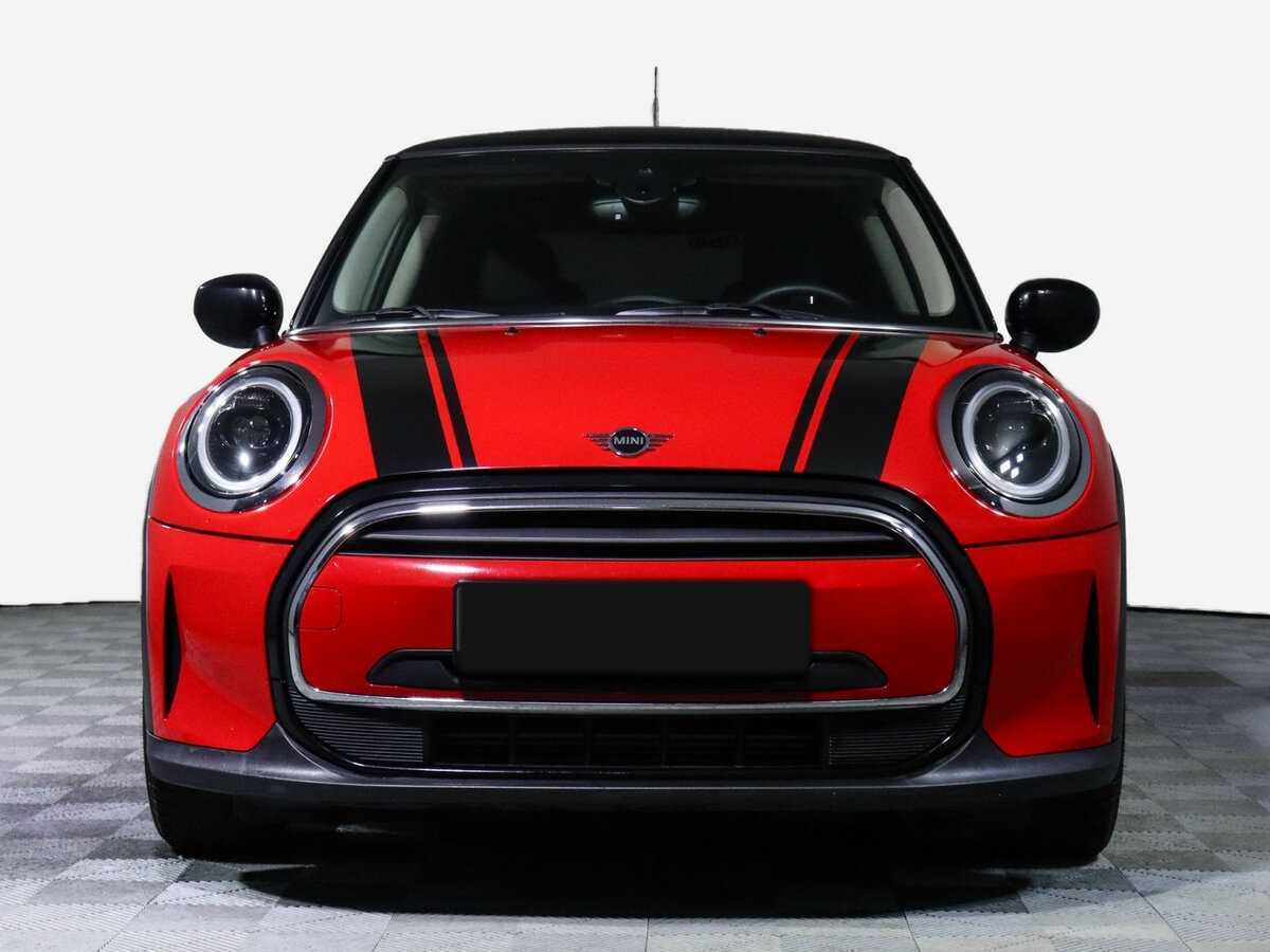 Mini Hatch 2021 года с пробегом. Фото: #1