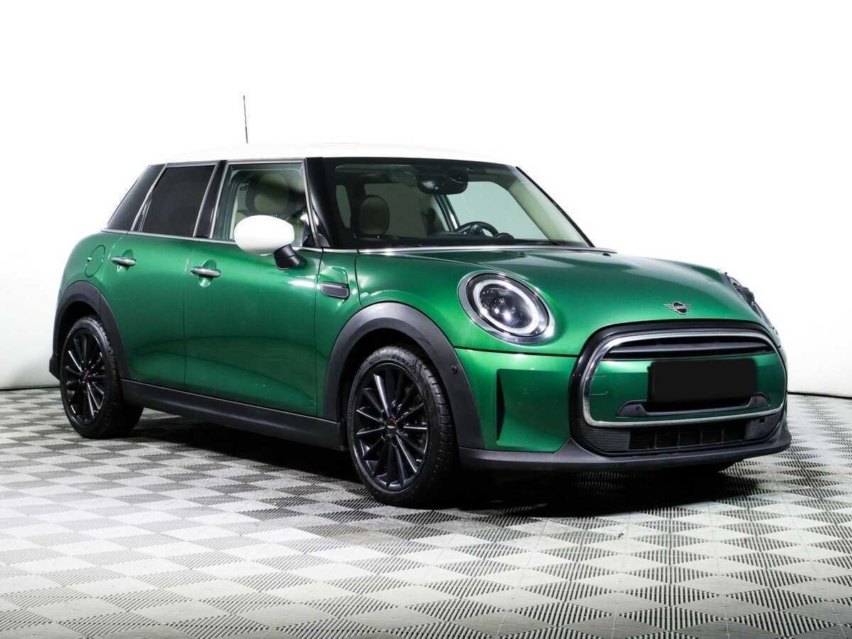 Mini Hatch 2021 года с пробегом. Фото: #2