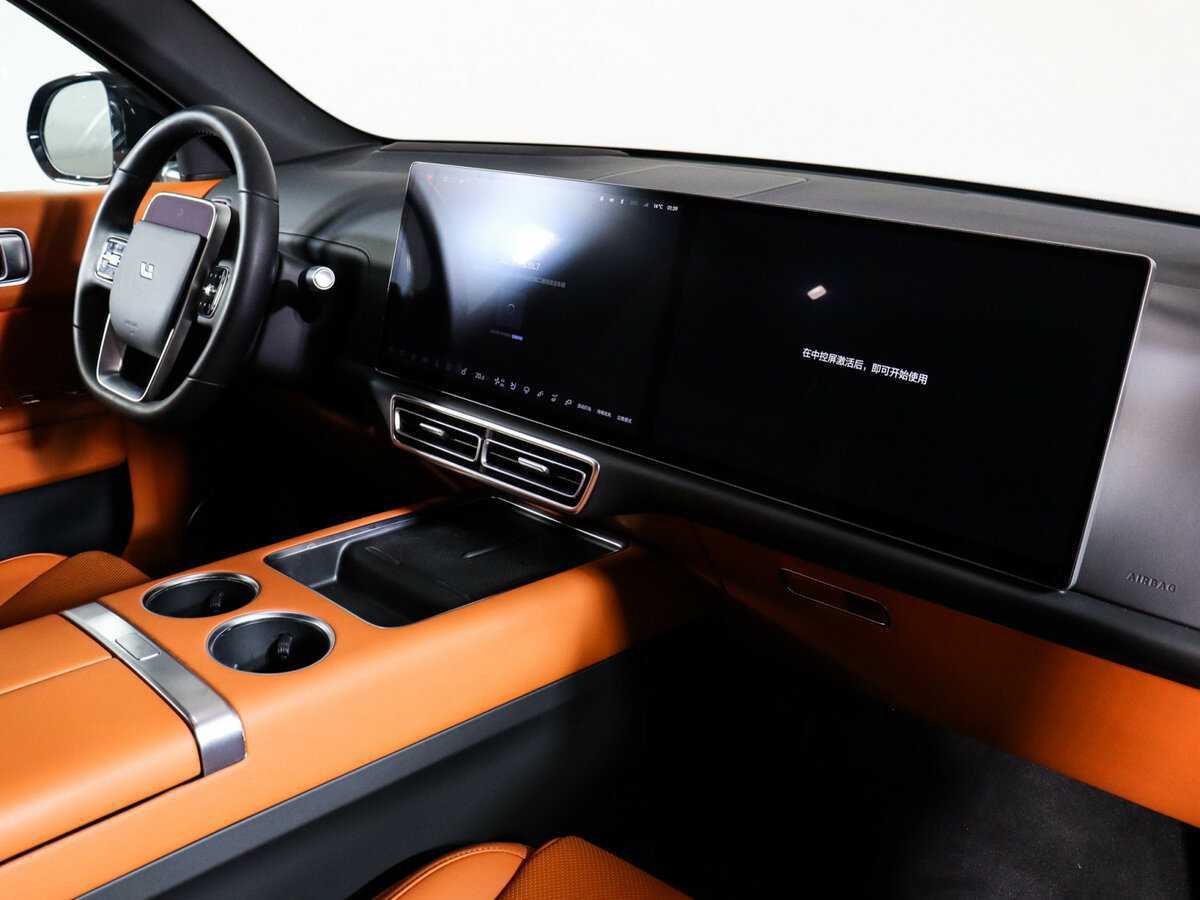 LiXiang L7 2023 года с пробегом. Фото: #5