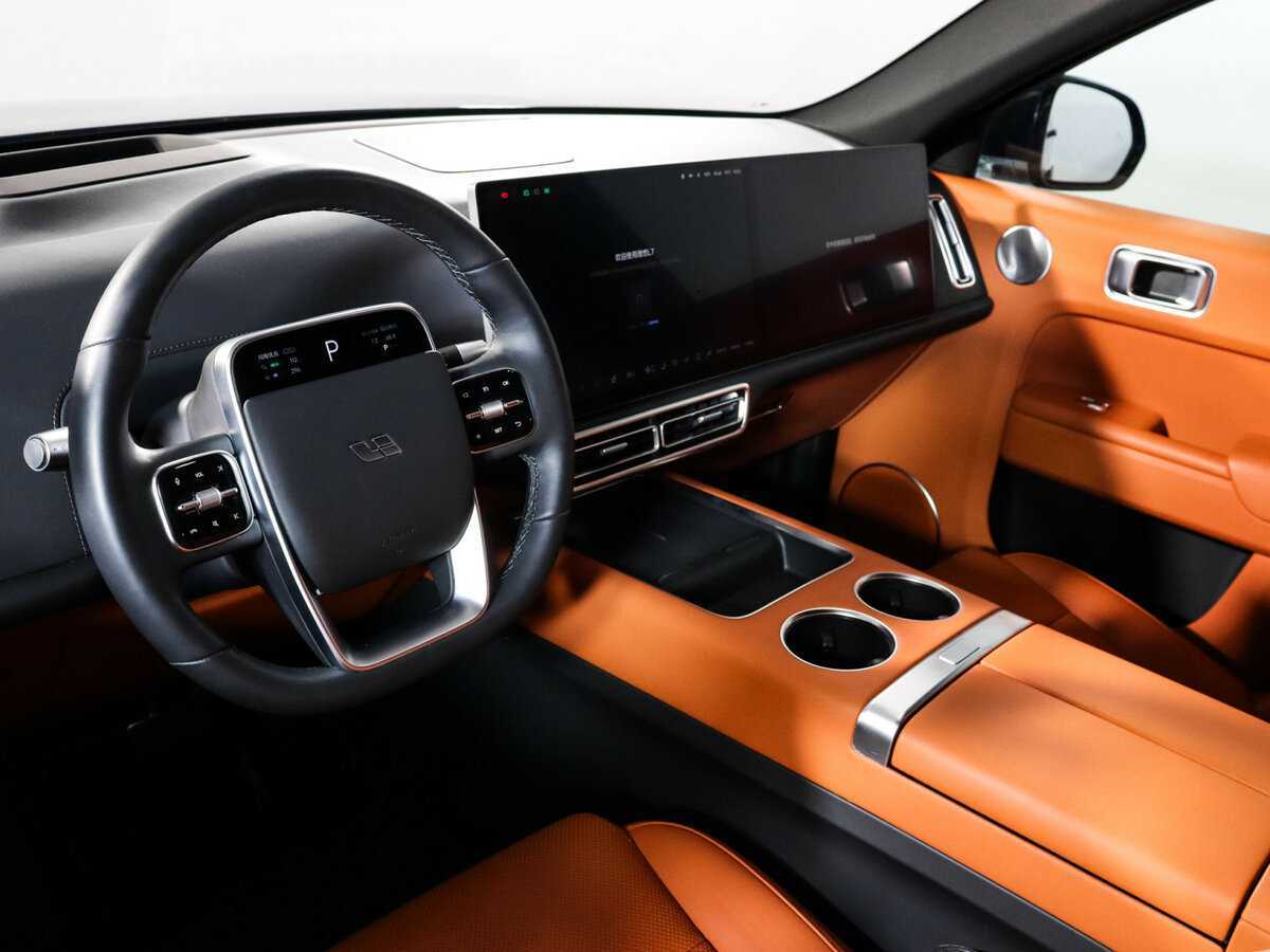 LiXiang L7 2023 года с пробегом. Фото: #9