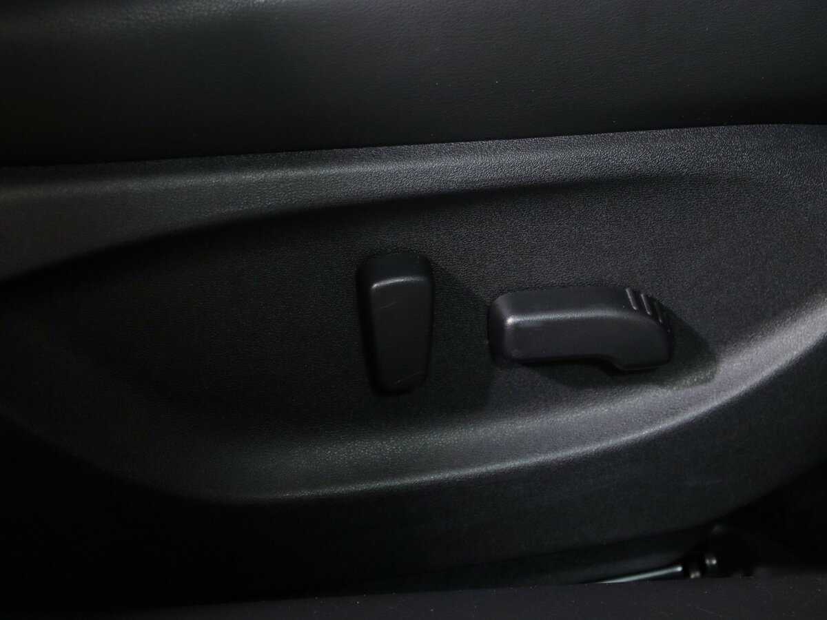 Infiniti Q50 2015 года с пробегом. Фото: #12