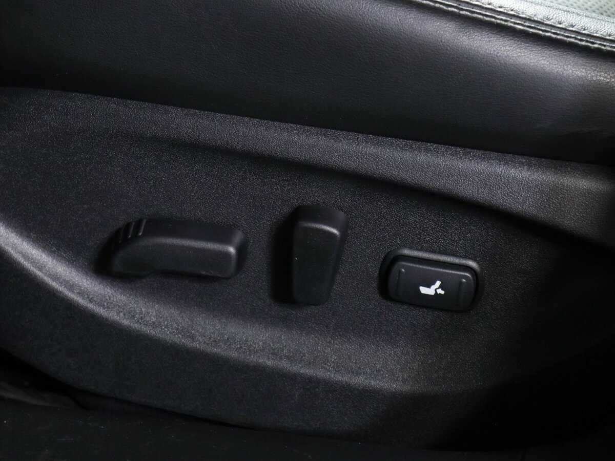 Infiniti Q50 2015 года с пробегом. Фото: #14