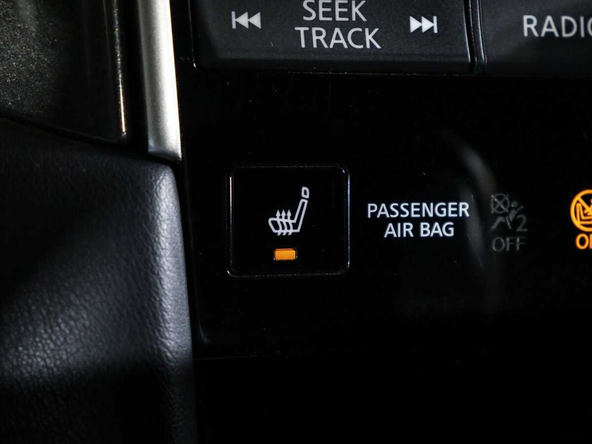 Infiniti Q50 2015 года с пробегом. Фото: #18