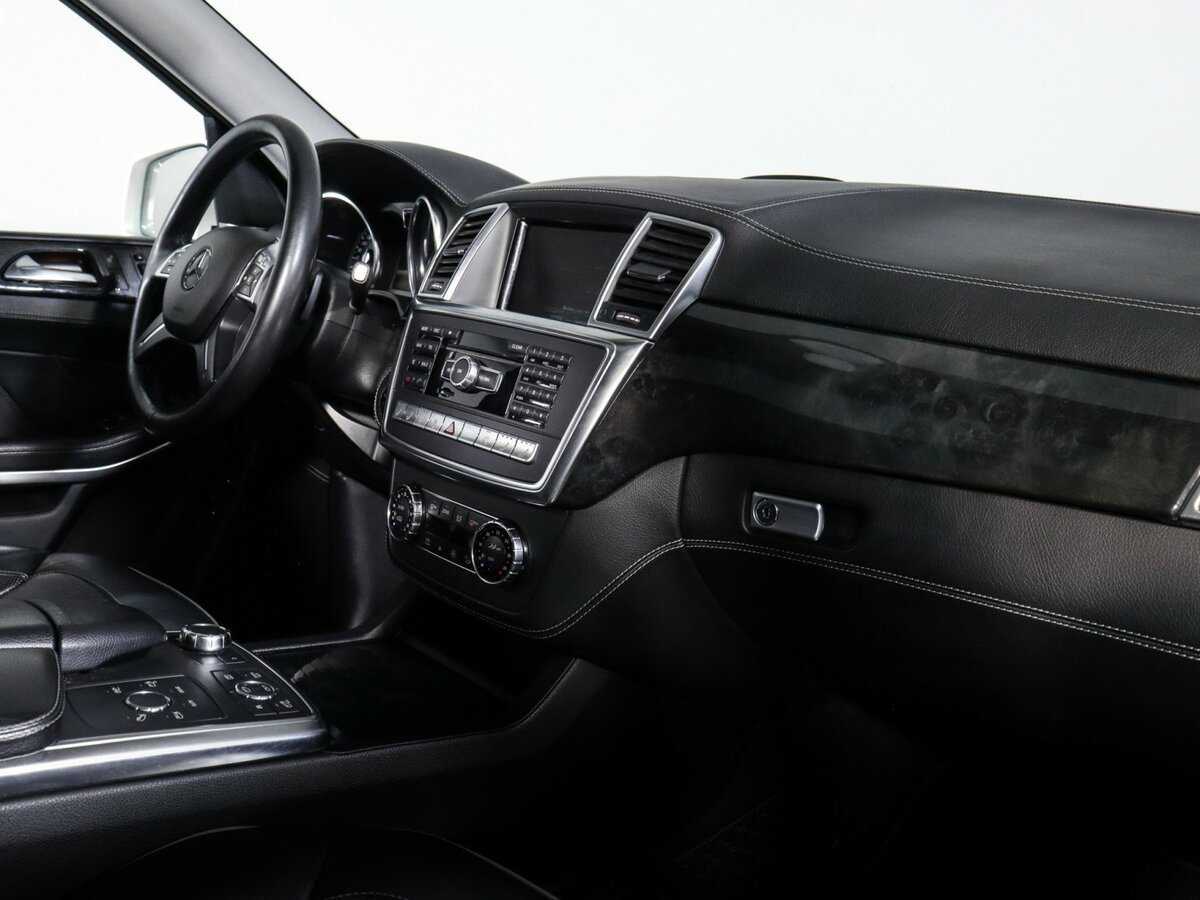 Mercedes-Benz GL-Класс 2012 года с пробегом. Фото: #6