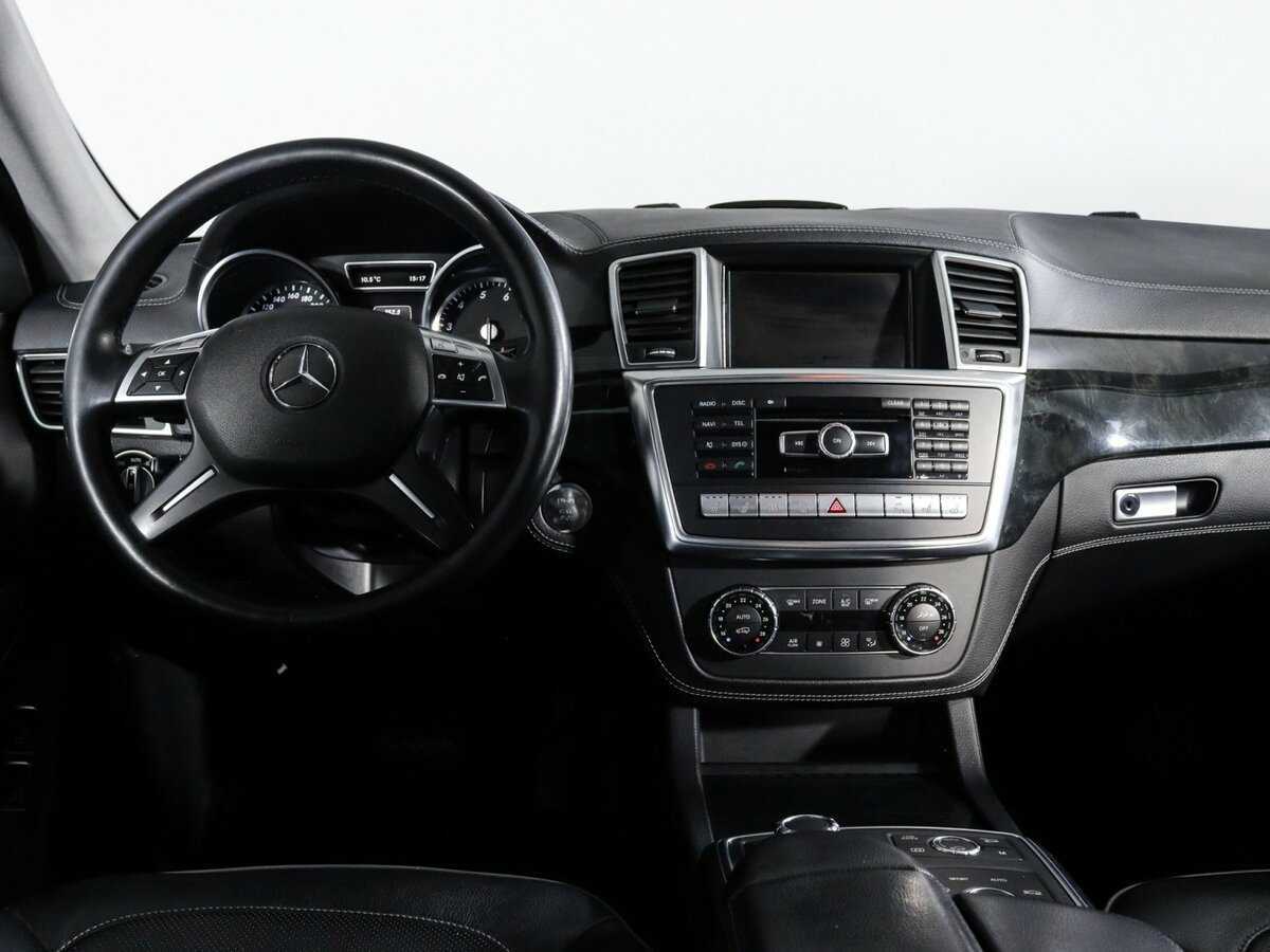 Mercedes-Benz GL-Класс 2012 года с пробегом. Фото: #9