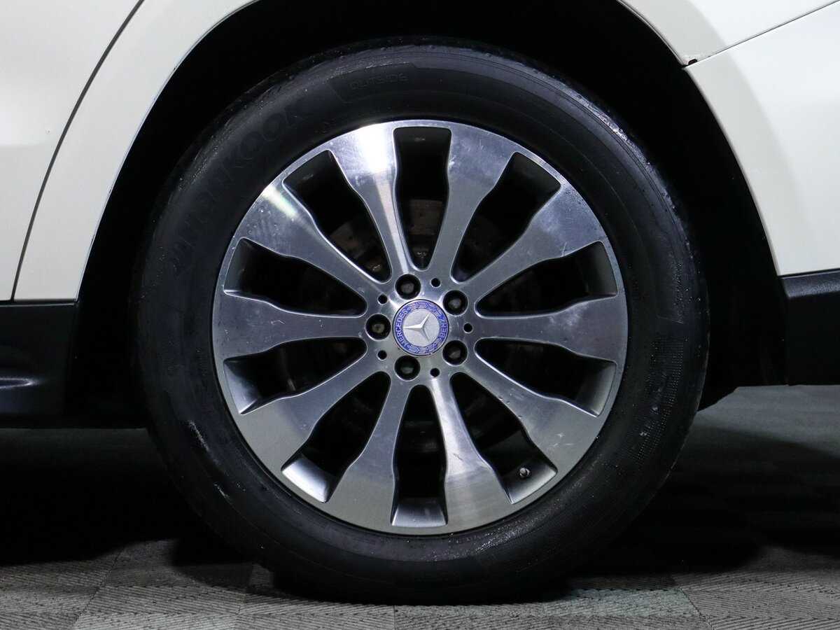 Mercedes-Benz GL-Класс 2012 года с пробегом. Фото: #12