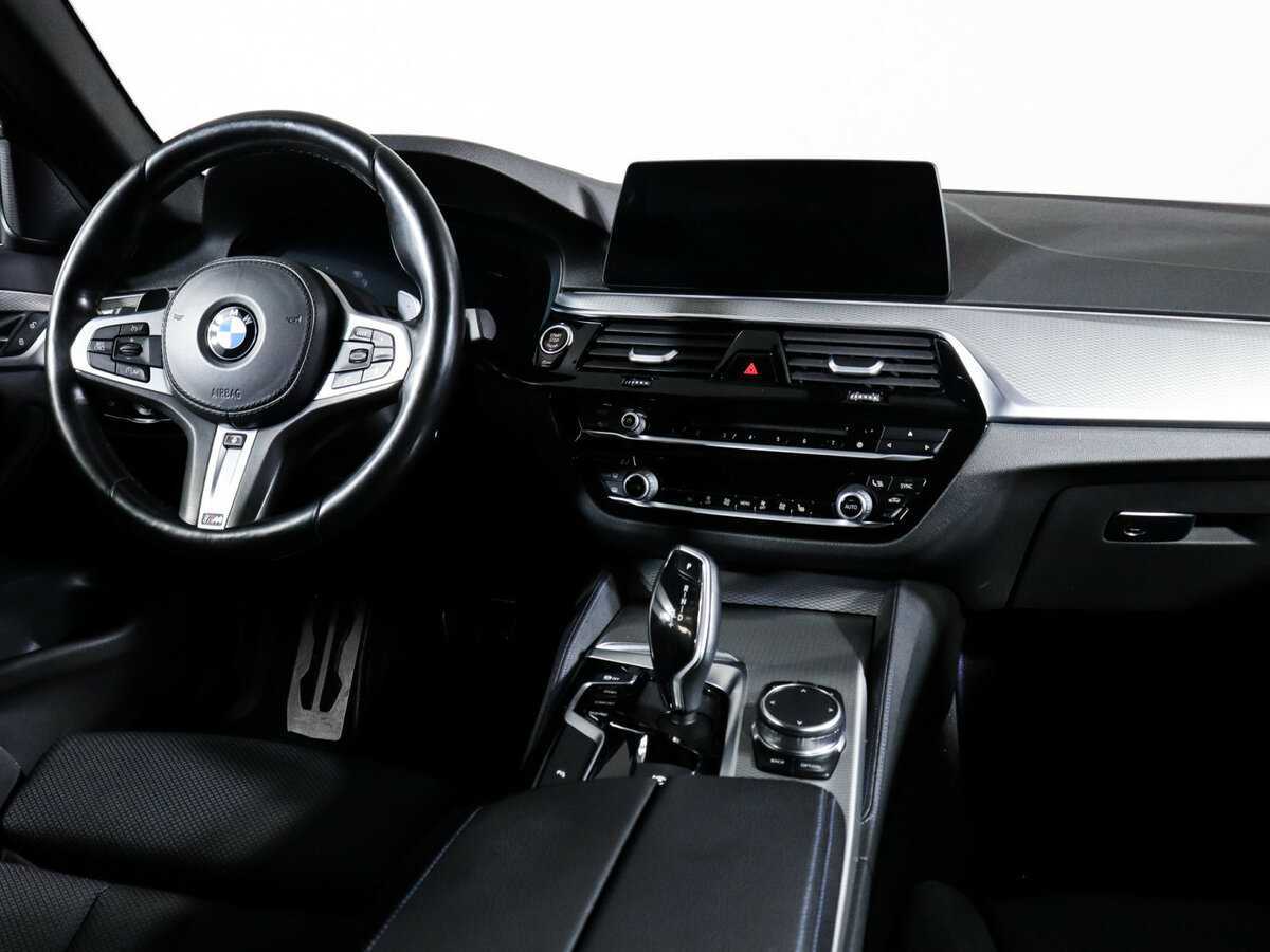 BMW 5 серии 2018 года с пробегом. Фото: #11