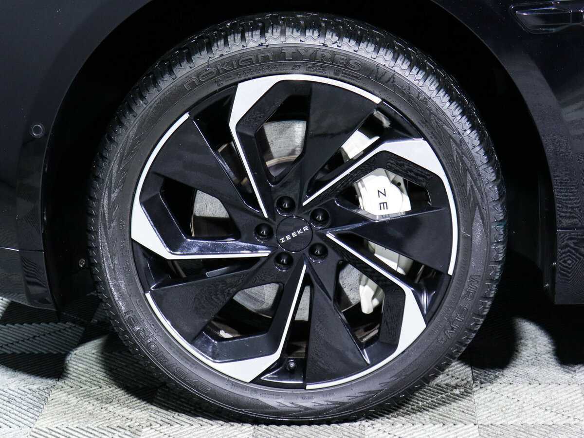 Zeekr 001 2023 года с пробегом. Фото: #11