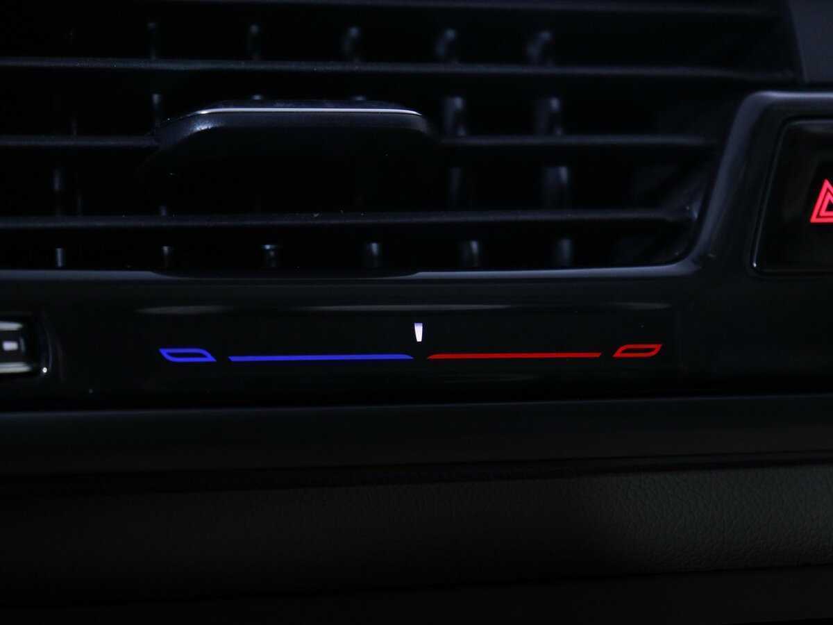 BMW 7 серии 2021 года с пробегом. Фото: #35