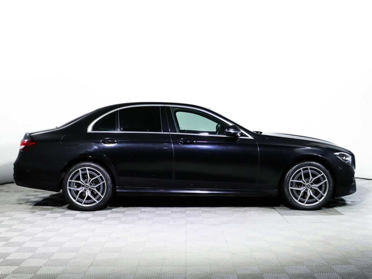 Mercedes-Benz E-Класс 2021 года с пробегом. Фото: #3