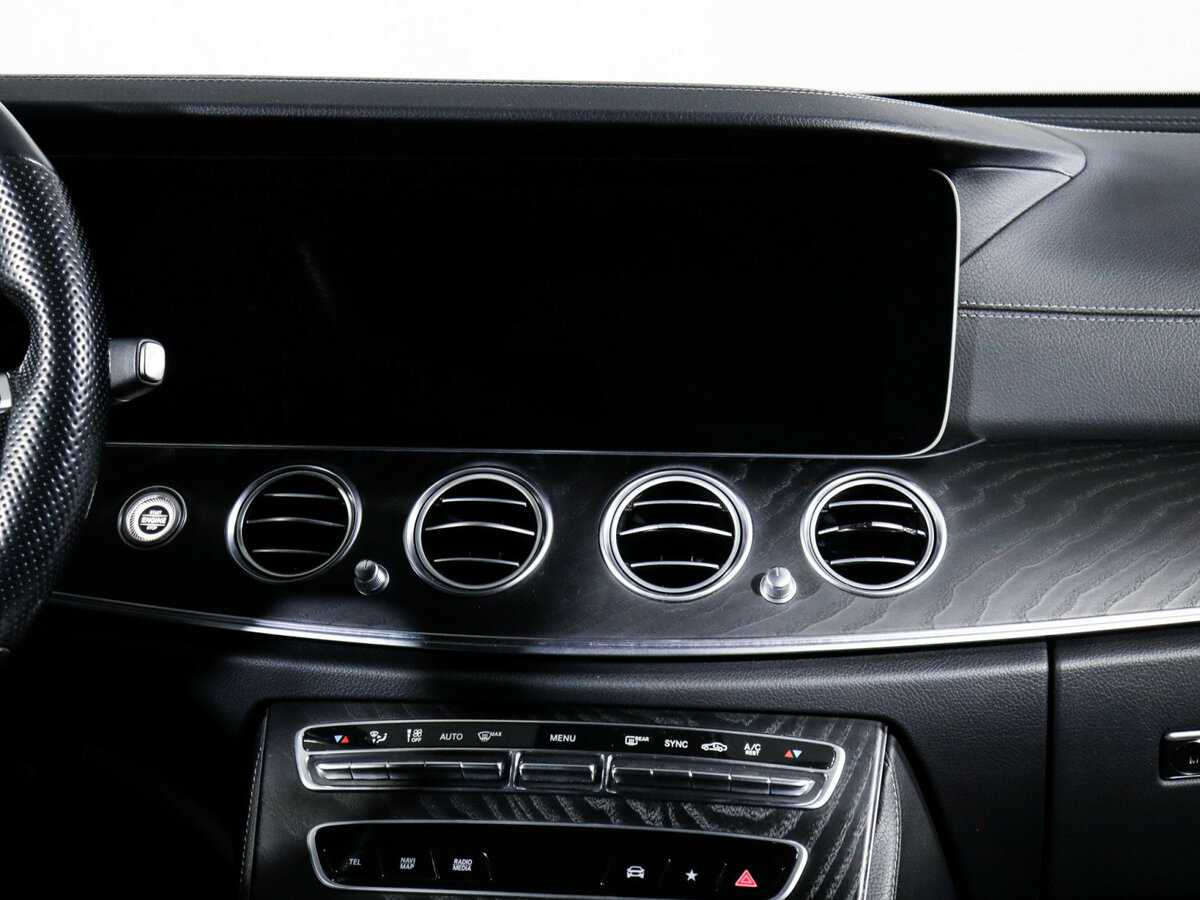 Mercedes-Benz E-Класс 2021 года с пробегом. Фото: #12