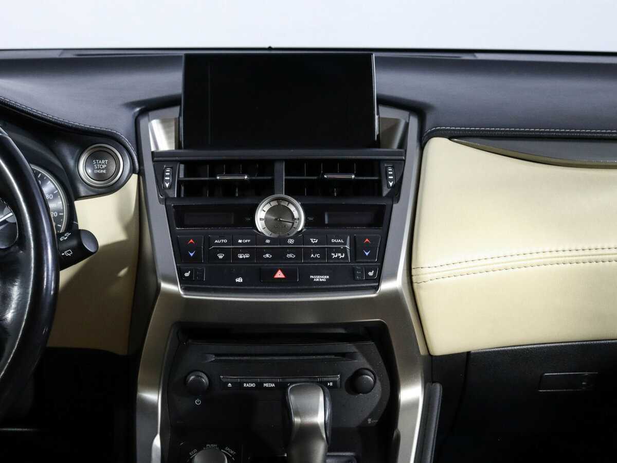 Lexus NX 2015 года с пробегом. Фото: #9