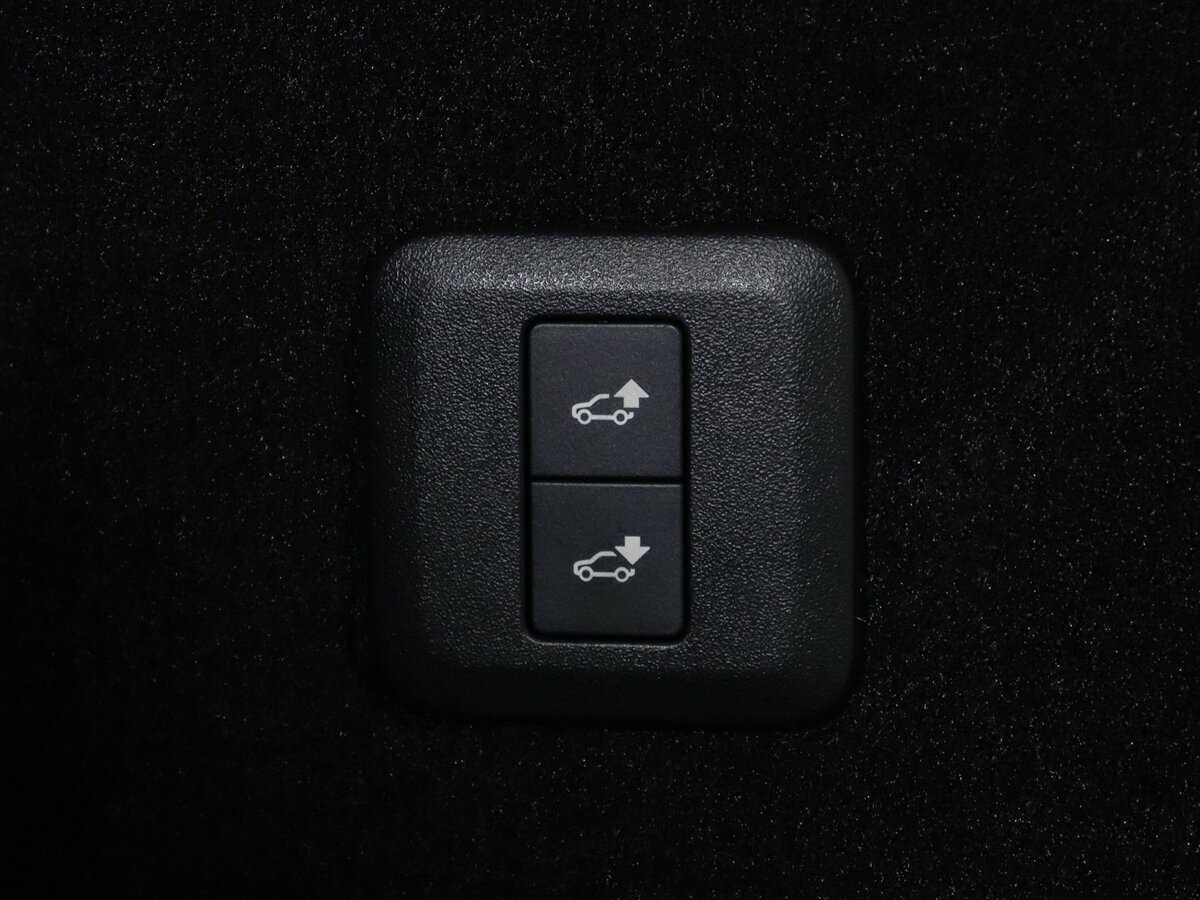 Land Rover Range Rover Sport 2018 года с пробегом. Фото: #16