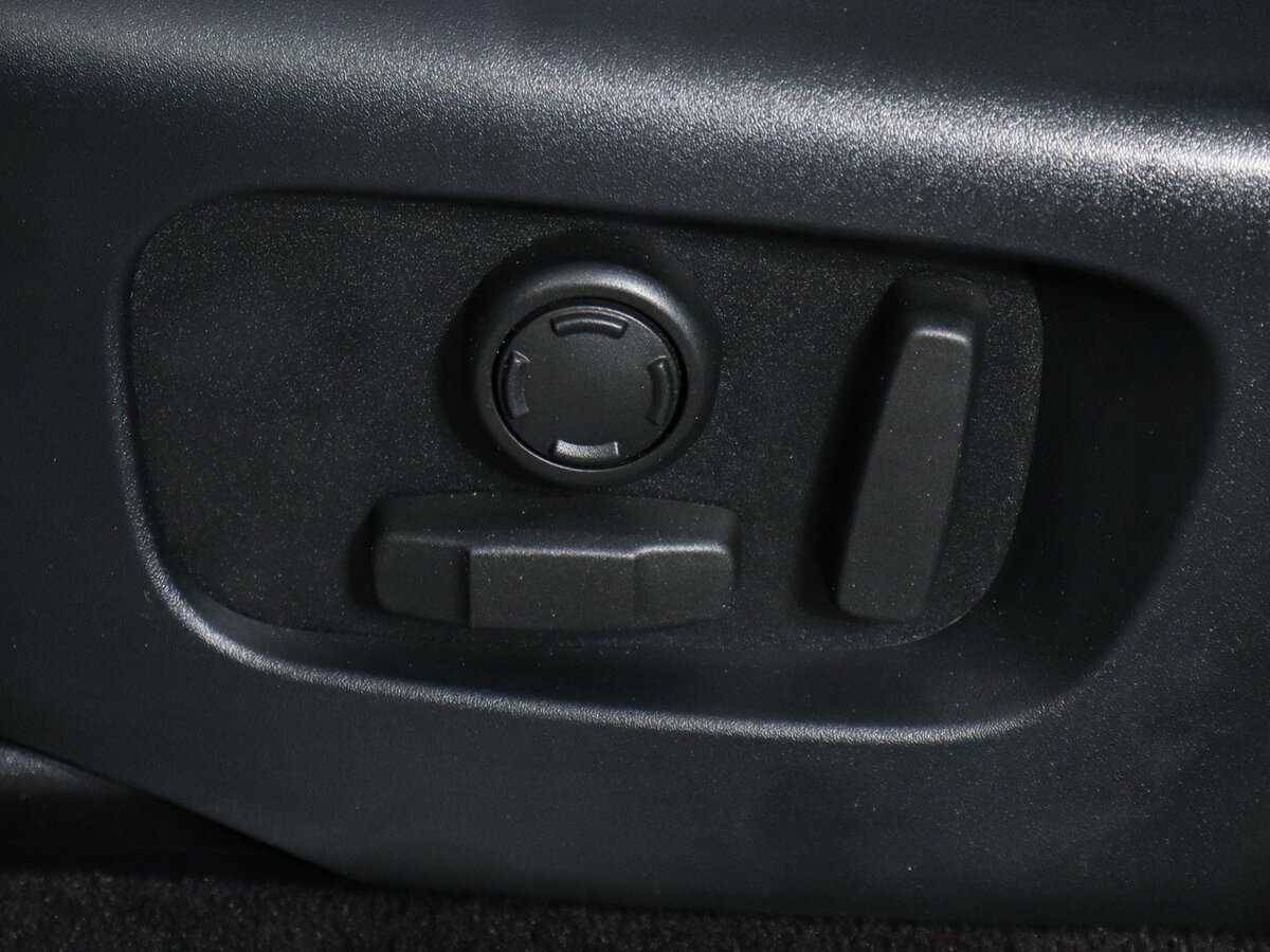 Land Rover Range Rover Sport 2018 года с пробегом. Фото: #18