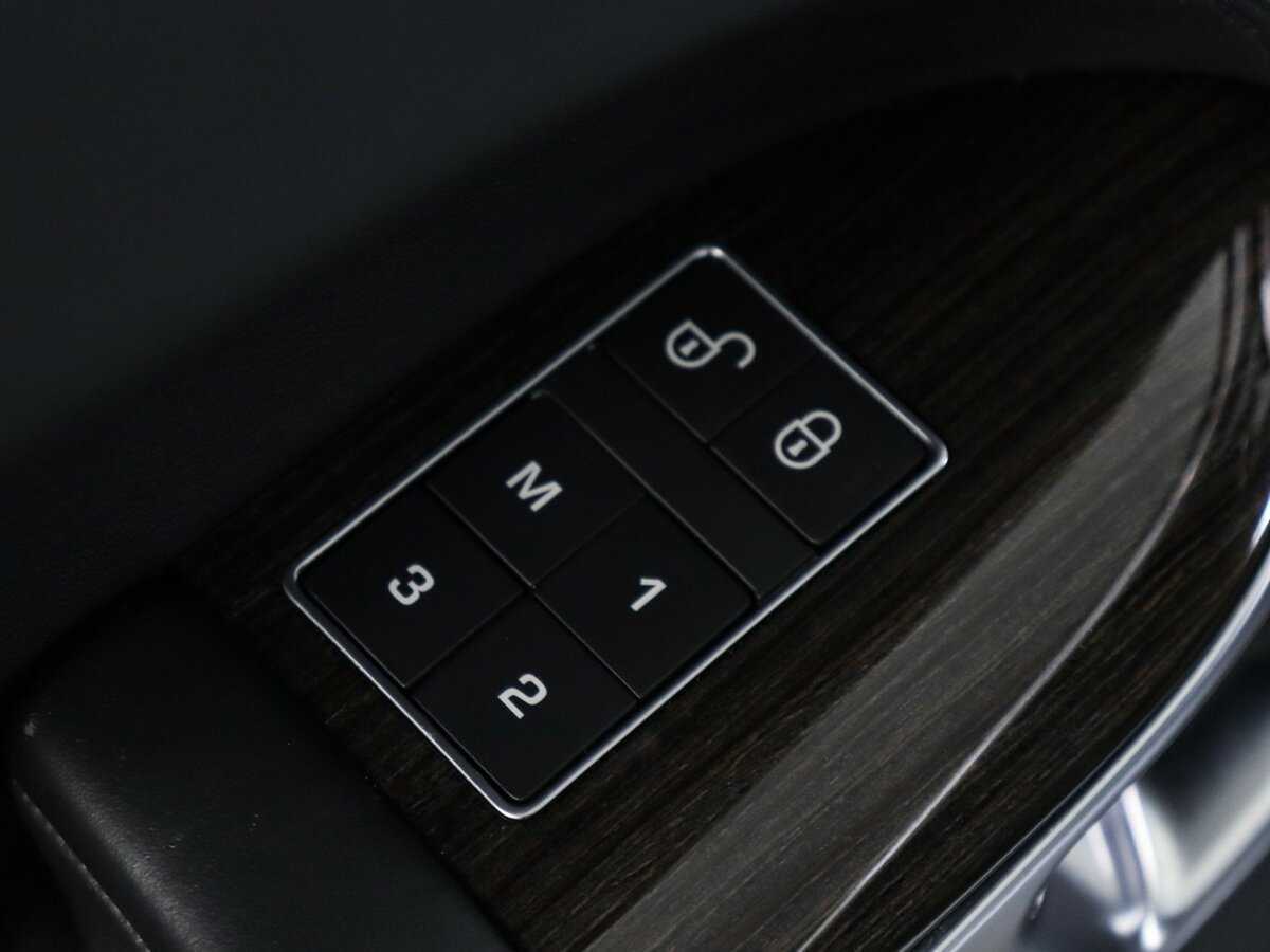 Land Rover Range Rover Sport 2018 года с пробегом. Фото: #19