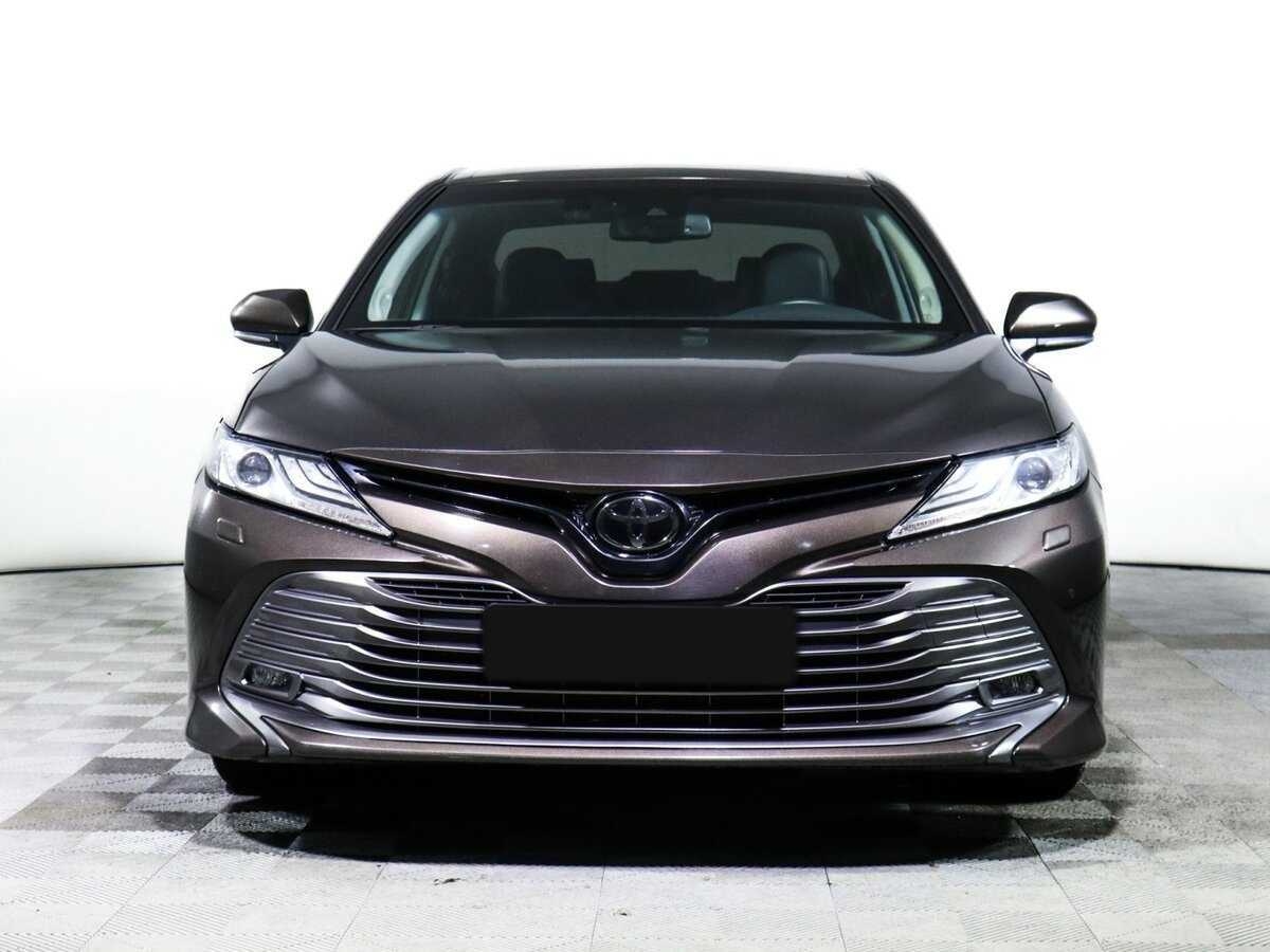 Toyota Camry 2018 года с пробегом. Фото: #1